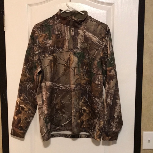 Under Armour Other - Under Armour Realtree Xtra pulliver with zipper